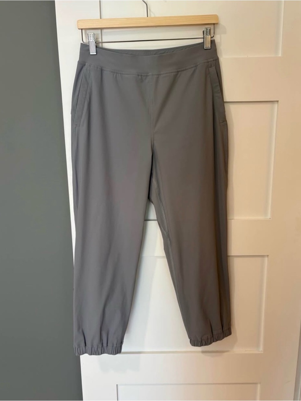 Lulu lemon capris